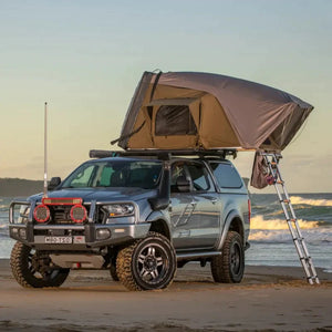 Rooftop tent Esperance on a Ford Raptor Double cab Grey