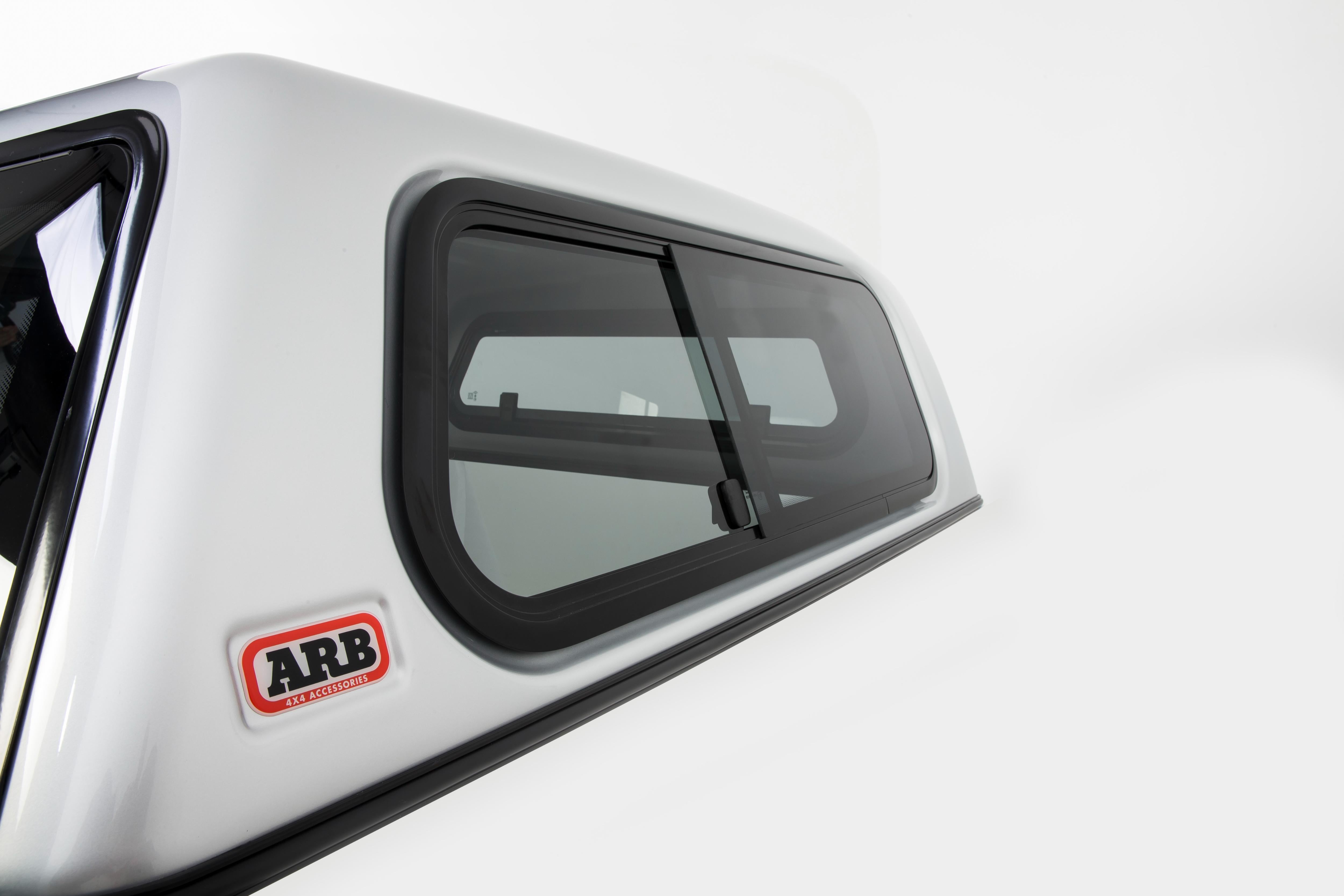 Hardtop ARB - Toyota Hilux 2016+ DOUBLE CAB - Classic Standard - Vitres Coulissantes
