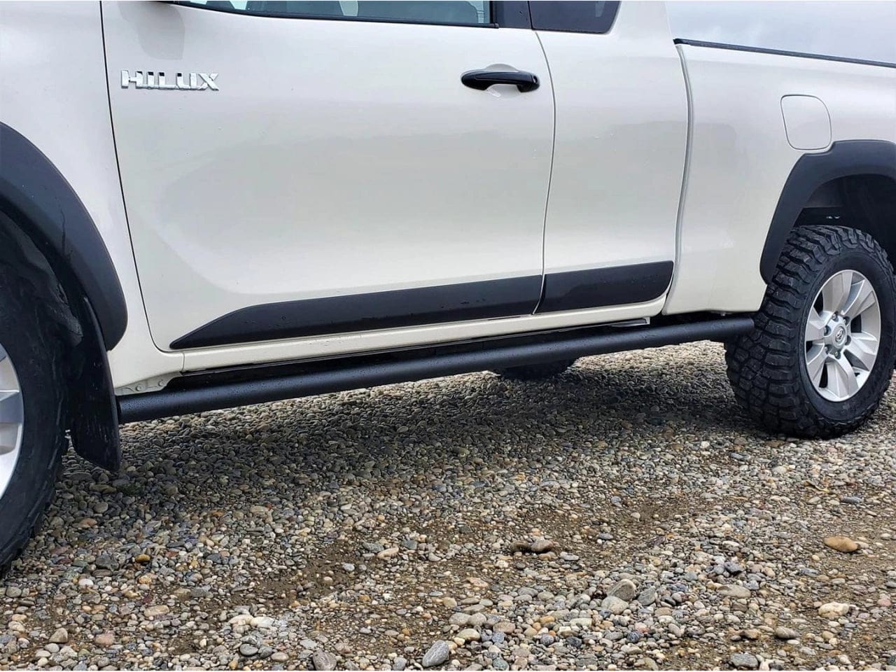 Protections tubulaires bas caisse pour Toyota Hilux Revo 2016+